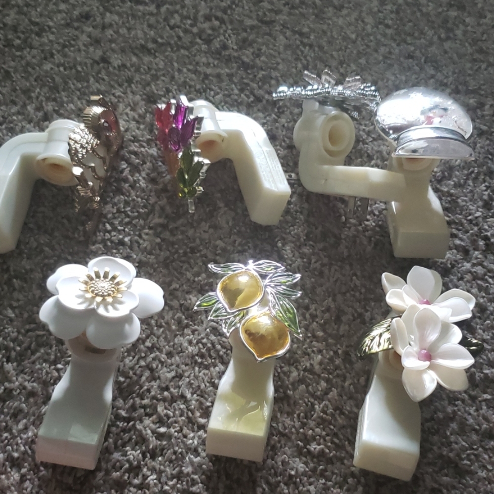 Wallflowers - 7 pieces